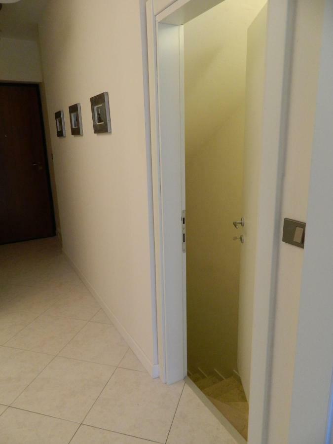 Appartamento Vista Lago Riva del Garda Exterior photo