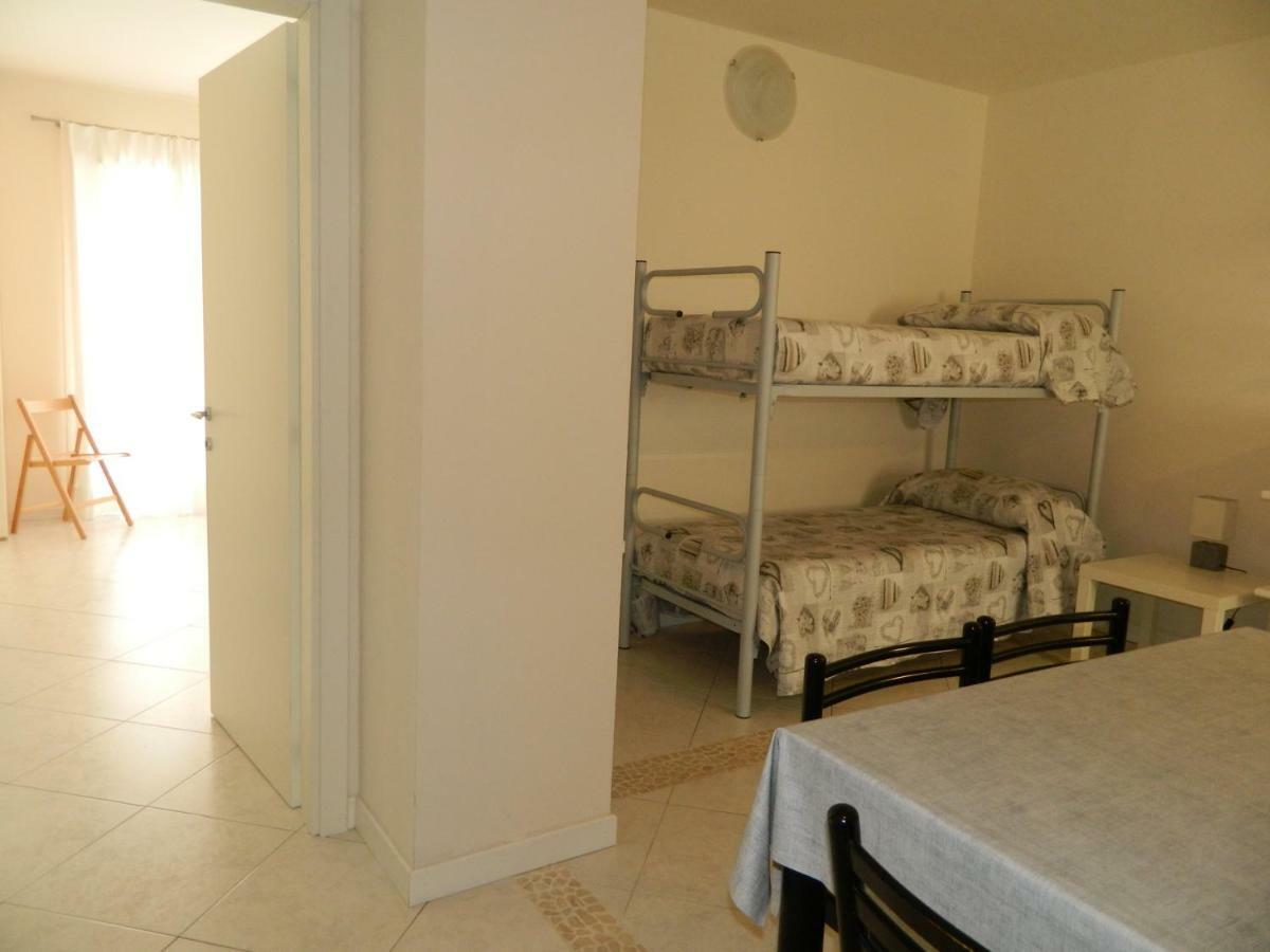 Appartamento Vista Lago Riva del Garda Exterior photo